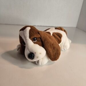 Vintage Hush Puppies Puppy Brown White Laying Down Dog Basset Hound Plush Toy